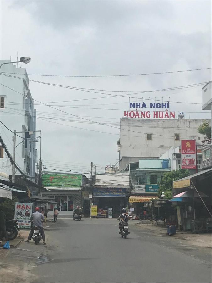 Nha Nghi Hoang Huan Hotel Long Xuyen Luaran gambar